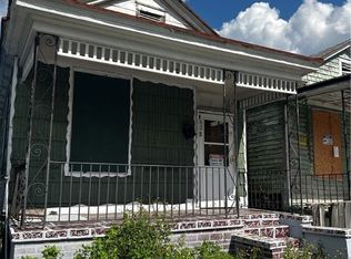 628 W 42nd St, Savannah, GA 31415