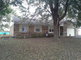 2601 McMahan Rd, Utica, KY 42376