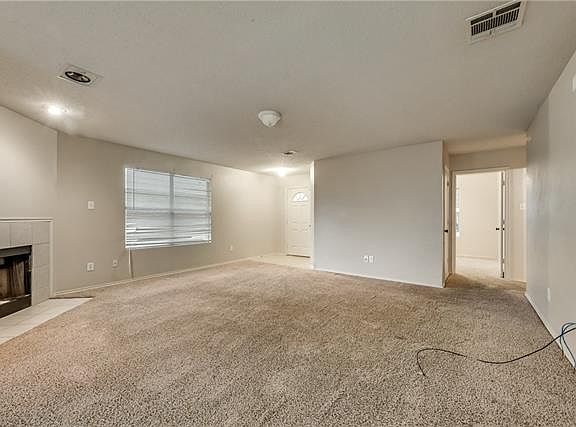 4th image of 154 Jefferson Dr
