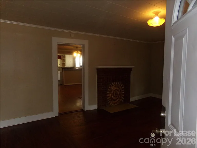 729 Spruce St — Photo 17