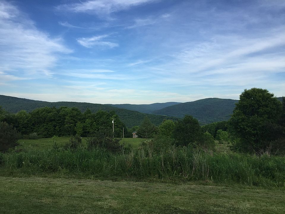 2nd image of 740 Tub Mill Rd