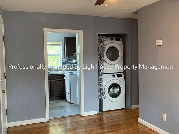 4th image of 2543 Myra St