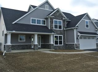 7883 Iron Horse Rd, Monclova, OH 43542