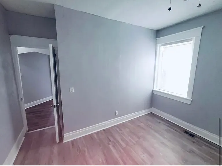 128 Auburn Ave #4 — Photo 7