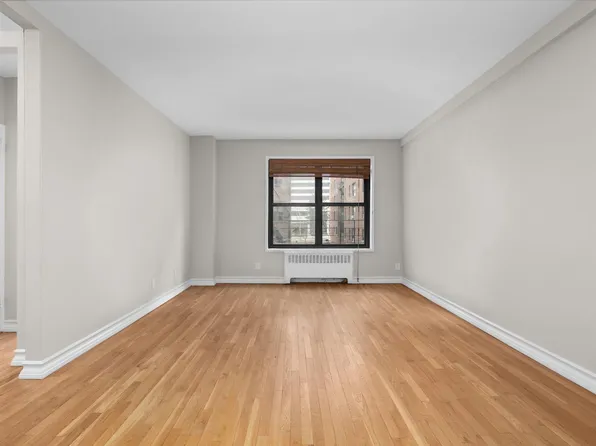 325 Main Street #2E, White Plains, NY 10601