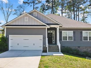 7186 Barleywood Dr, Locust, NC 28097
