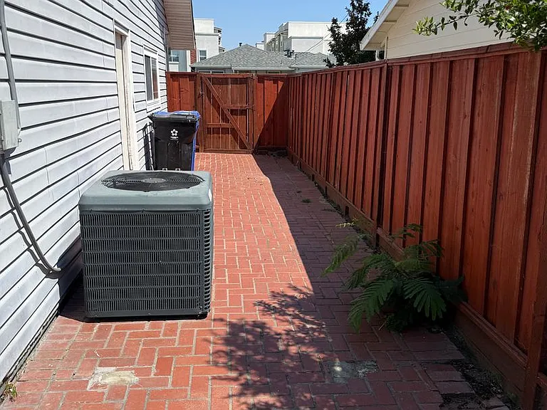 3893 Clough Ave — Photo 3
