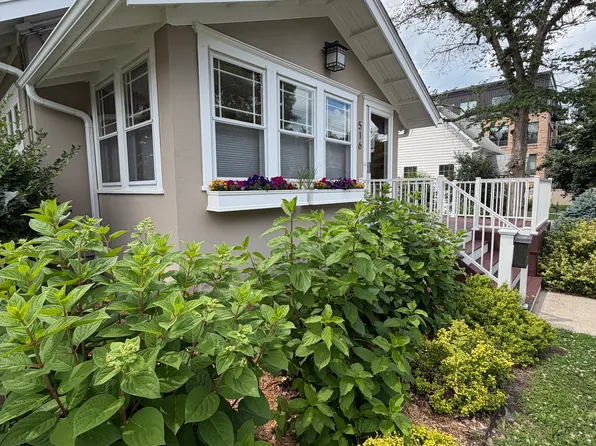 516 Washington St S, Northfield, MN 55057