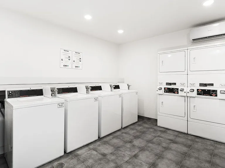 Dellview Crossing Apartments — Photo 59