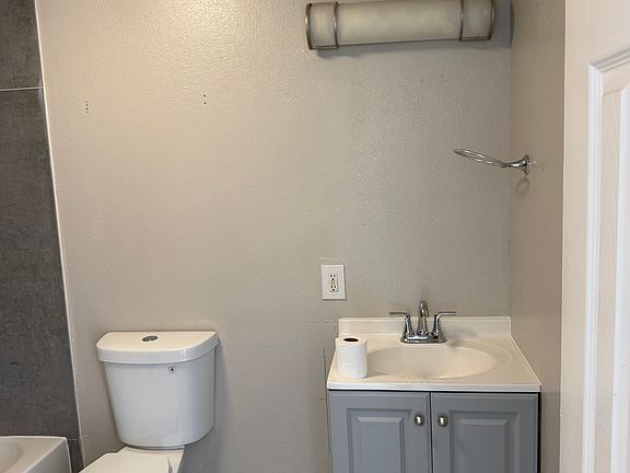 5th image of 12808 Dunes Rd SE #3