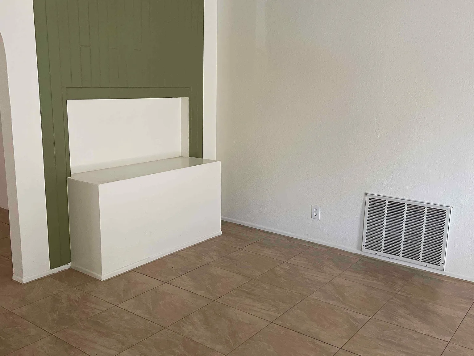 15086 Dakota Street - 1 — Photo 3