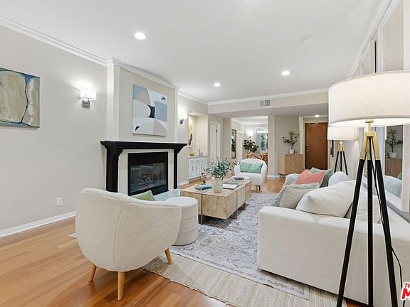 3rd image of 11939 Gorham Ave APT 103