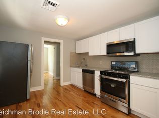 42 Walnut St #3, New Haven, CT 06511