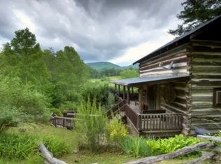 425 Clarks Branch Rd, Leicester, NC 28748