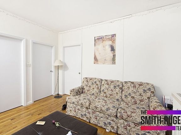 4th image of 209 E 10th St APT 7