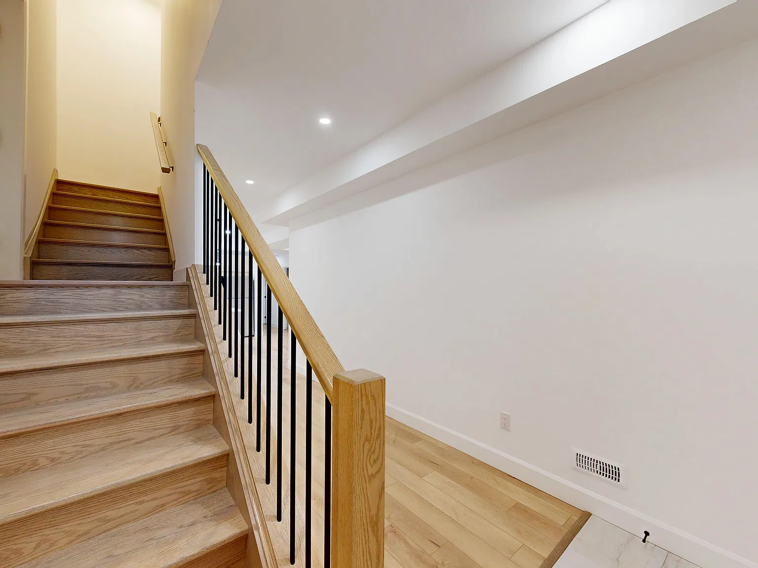 3867 Petalpath Way London — Photo 3