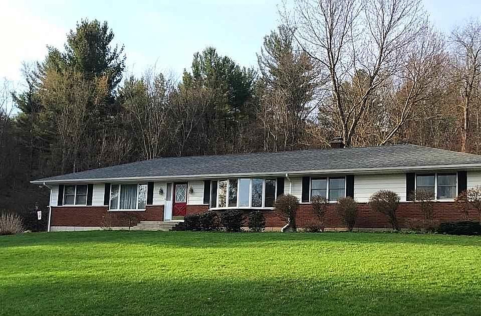 1st image of 35 Dormay Ln