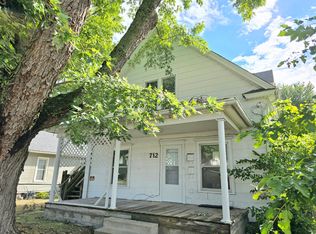 712 N Division St, Mishawaka, IN 46545