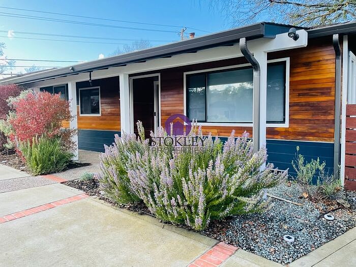 1st image of 2694 Kinney Dr