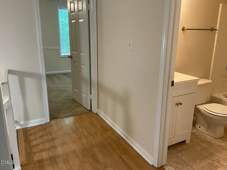 101 Luxon Pl — Photo 16
