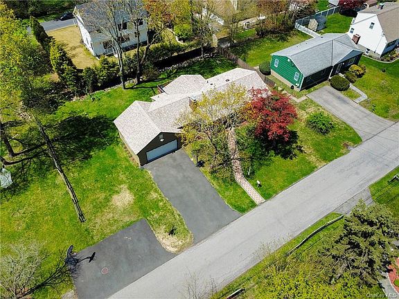 2nd image of 311 Linda Ave