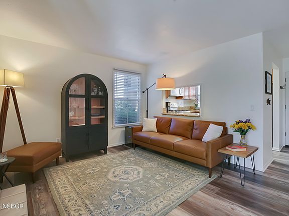 5th image of 317 5th St Unit C