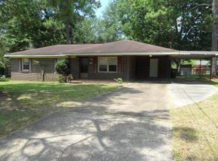 708 Mullins Dr, Dothan, AL 36301