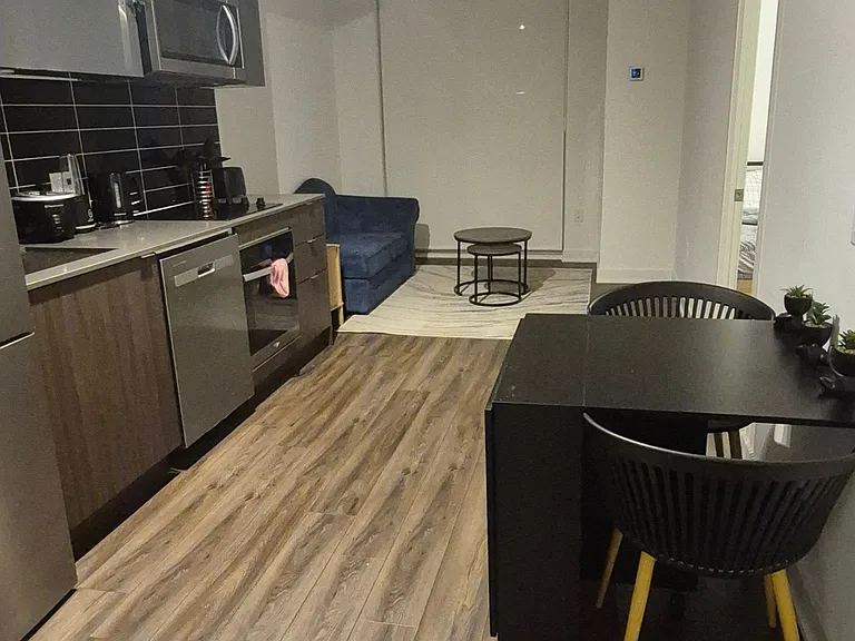 100 Dalhousie St #208 — Photo 5