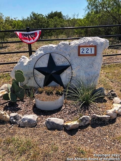 1st image of 221 E CR 429