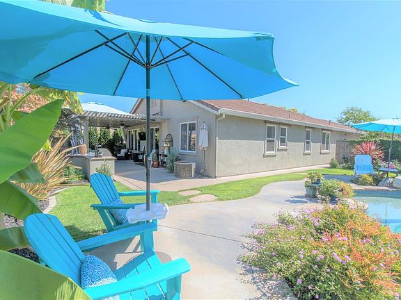 3rd image of 1550 Thurman Way