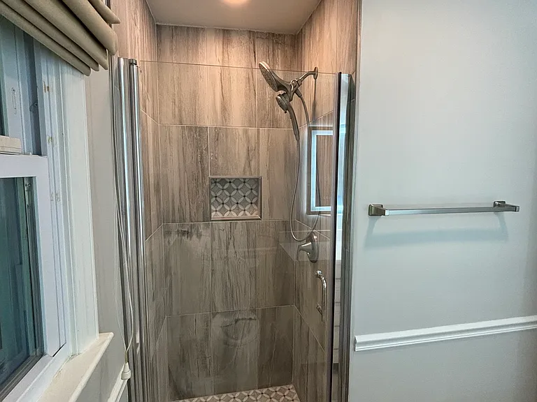 111 Clement Dr — Photo 47