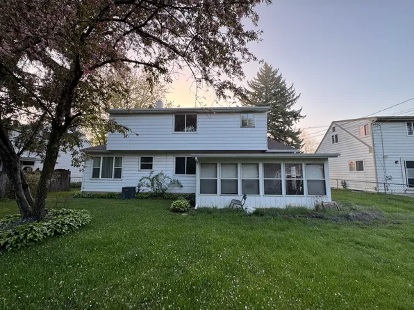 1953 N Harrison Rd, East Lansing, MI 48823