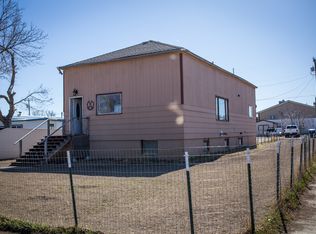 118 1st Ave N, Stanford, MT 59479