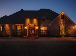 421 Bridgewater Cir, Benton, LA 71006