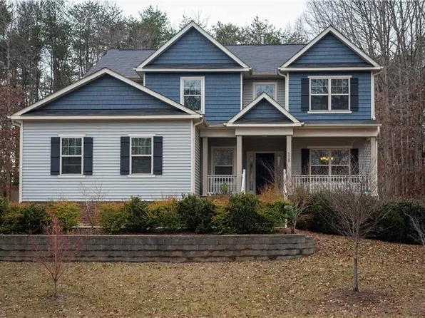 5409 Torwood Dr, Greensboro, NC 27409