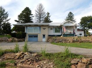 709 N Water St, Rural Valley, PA 16249