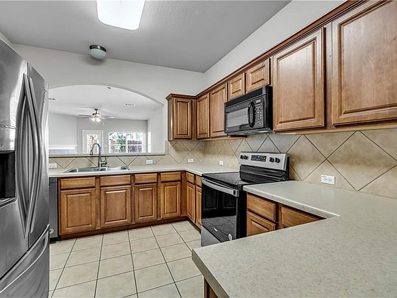 5th image of 316 Golden Eagle Ln