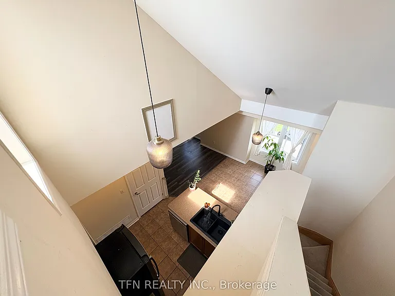 588 Shoreline Dr #3 — Photo 37