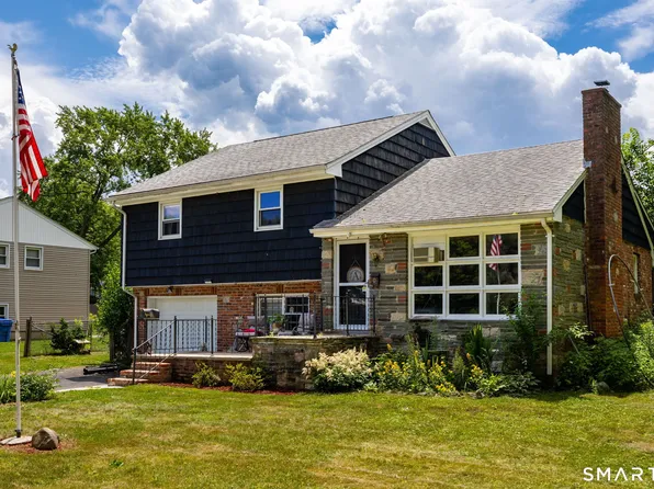 31 Ford Avenue, Norwich, CT 06360