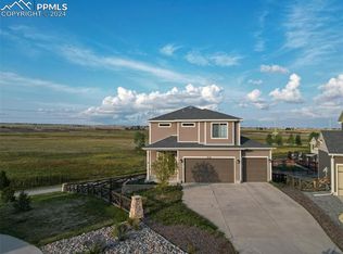9126 Pacific Crest Dr, Colorado Springs, CO 80927