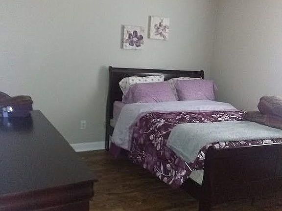 5th image of 101 Derwent Ct
