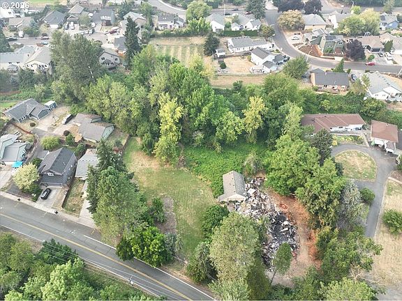 5th image of 1453 N Shepherd Rd