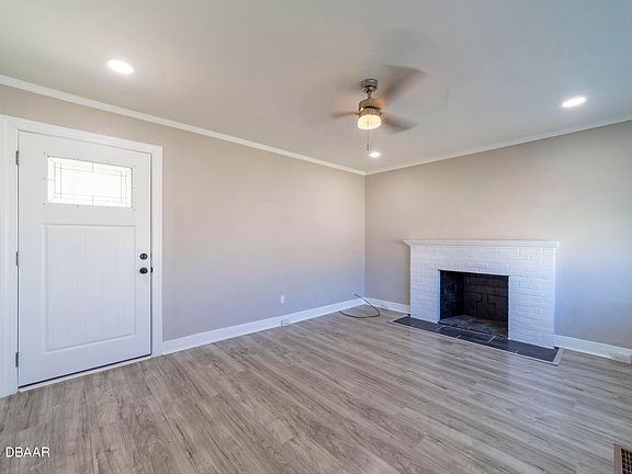 2nd image of 154 Burleigh Ave