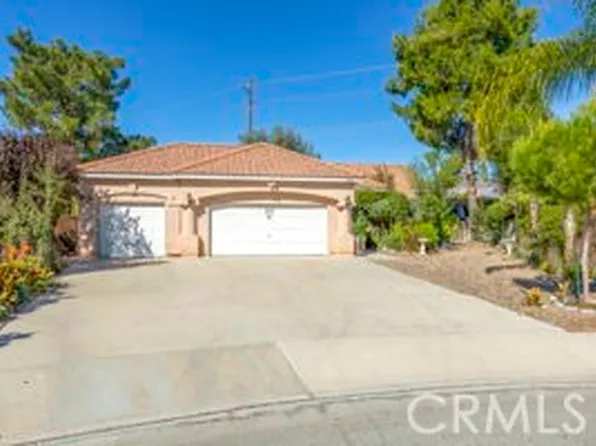 1129 Osprey St, San Jacinto, CA 92583