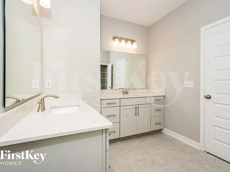 3602 Chalmers Dr — Photo 11
