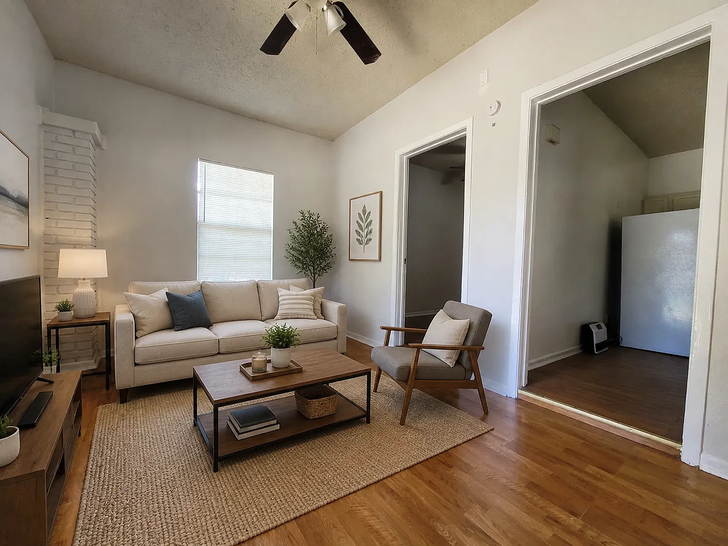1 bed, 500 sqft, $699 — Photo 2