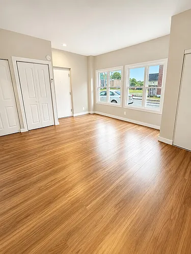 321 Ella St Photo 1