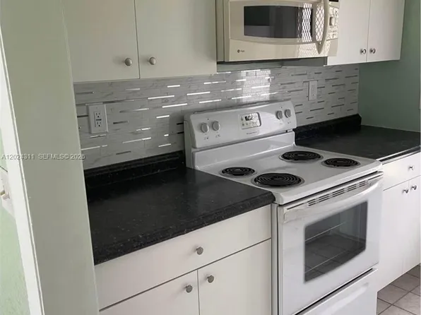 5480 NW 11th St, Fort Lauderdale, FL
