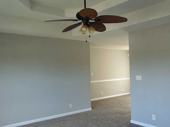 3rd image of 352 Brook Mead Dr