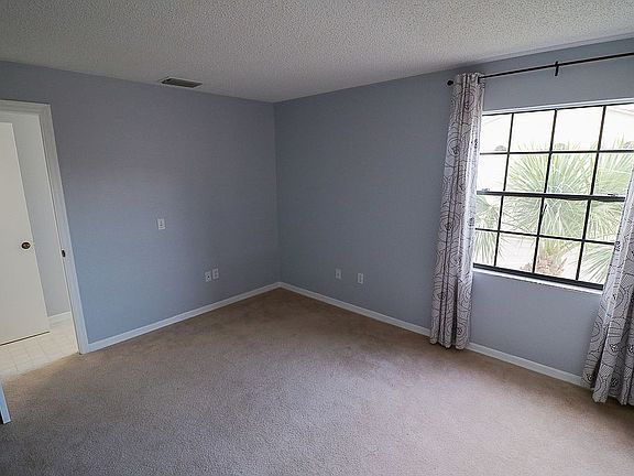 4th image of 10425 La Mirage Ct